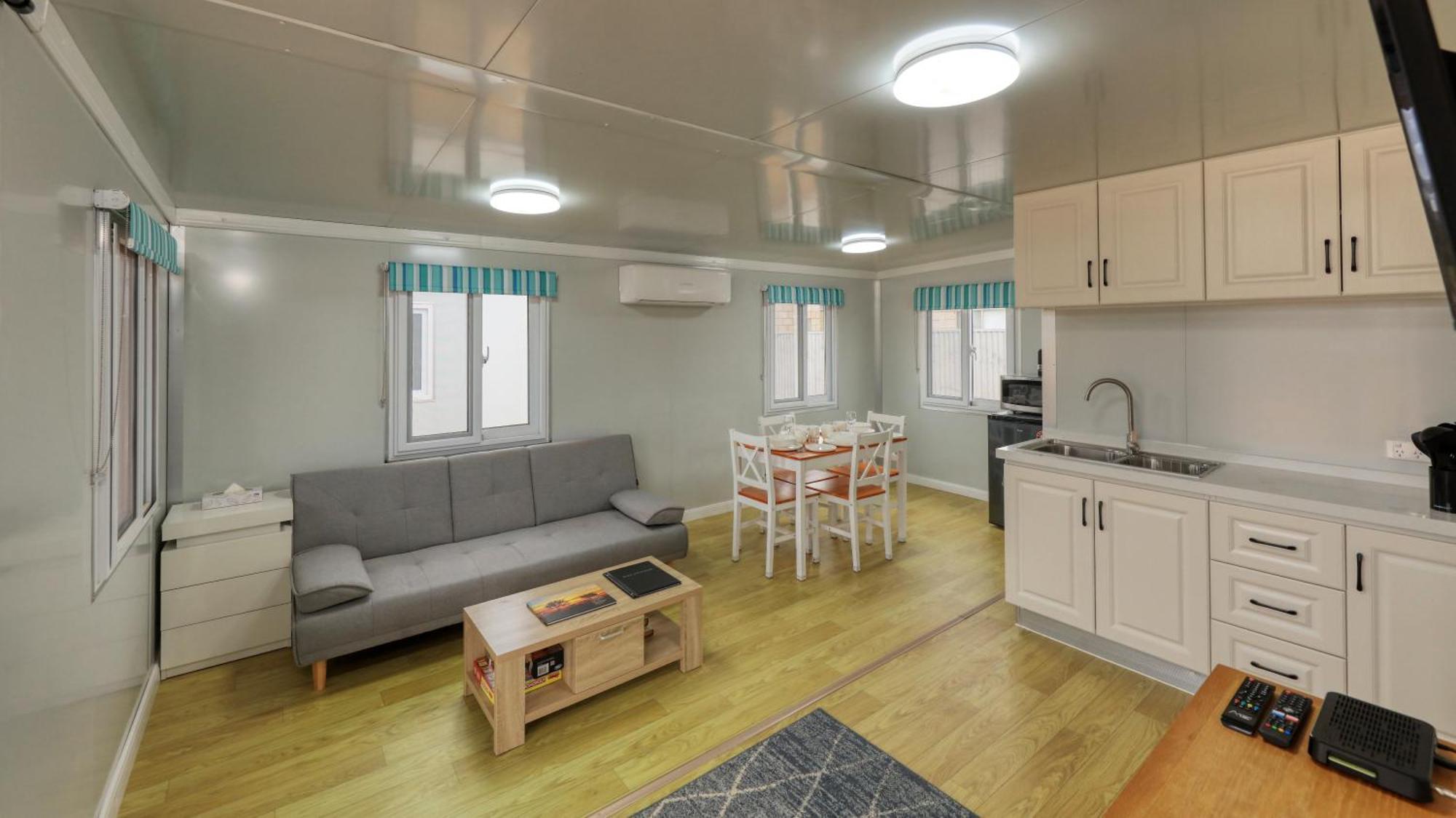 White Cliffs Self Contained Cabin Accommodation المظهر الخارجي الصورة